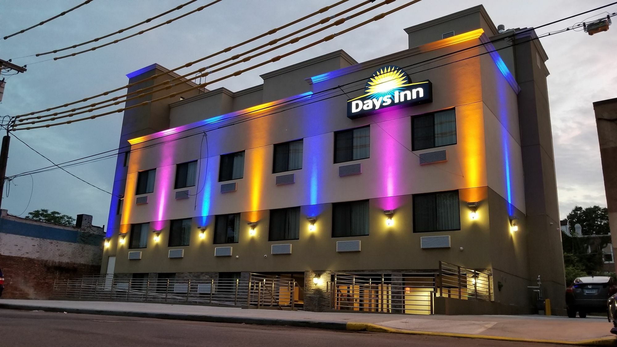 Days Inn By Wyndham Brooklyn Marine Park New York Ngoại thất bức ảnh